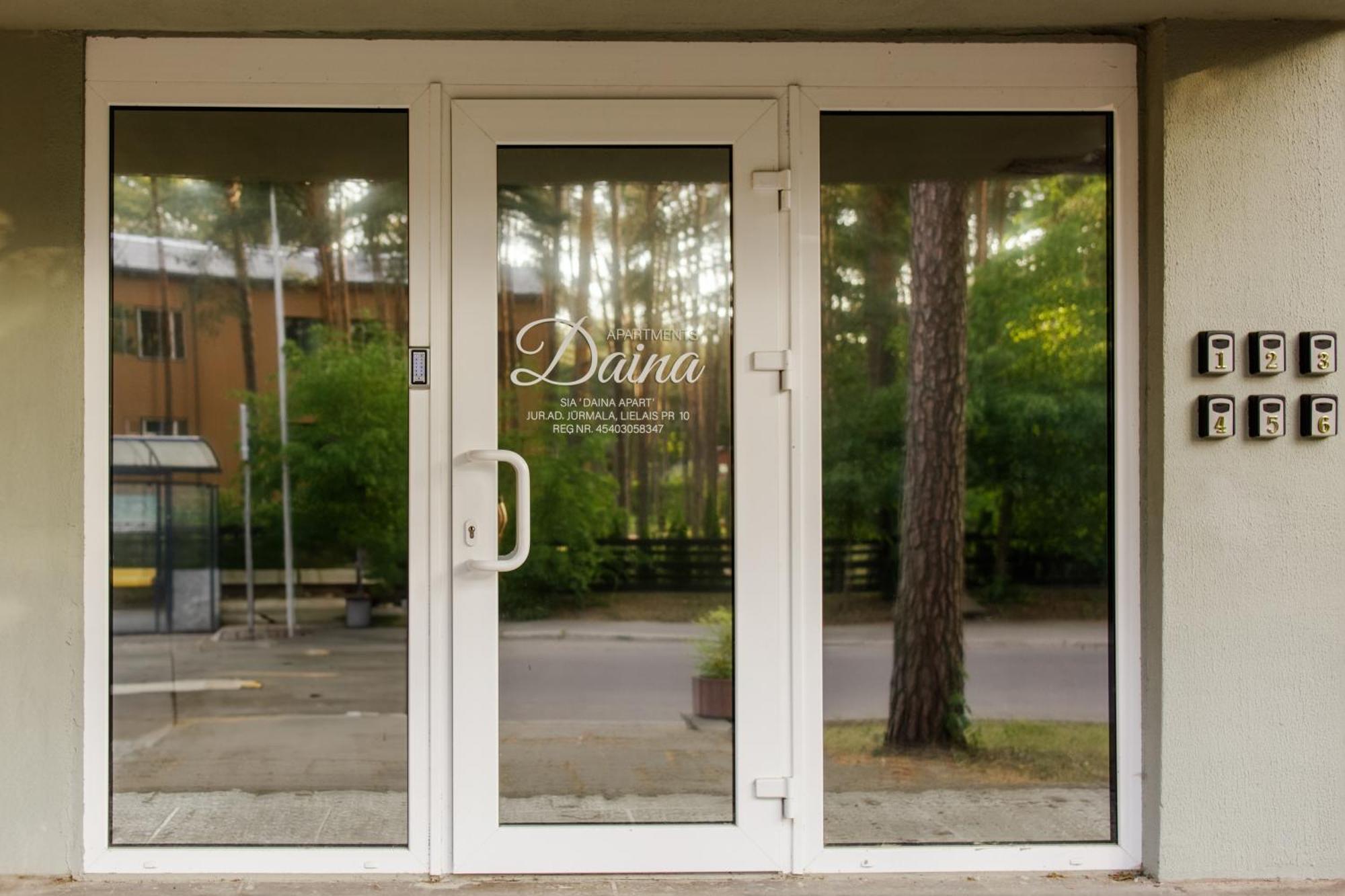 Apartments Daina Jurmala Exterior photo